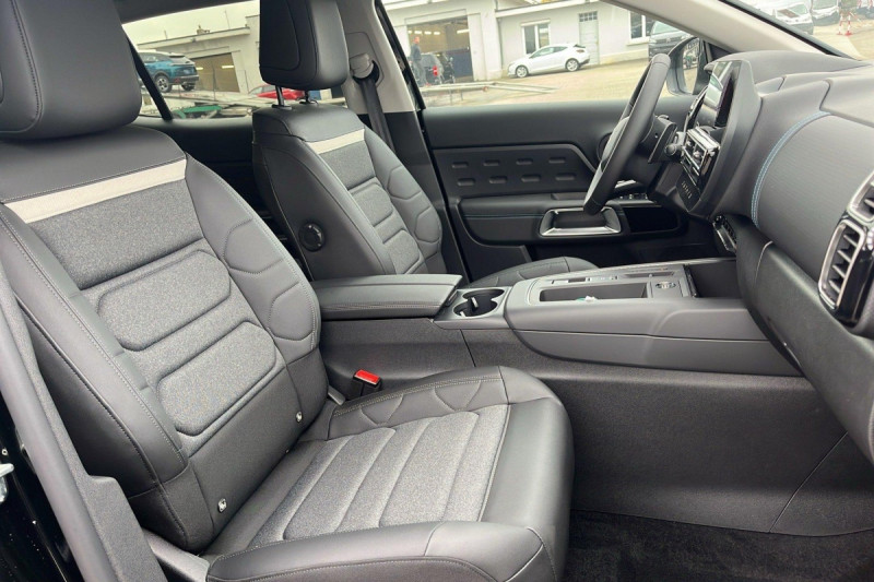 Photo 9 de l'offre de CITROEN C5 Aircross BlueHDi 130 EAT8 Max à 26998€ chez Carlyss automobiles Vitré