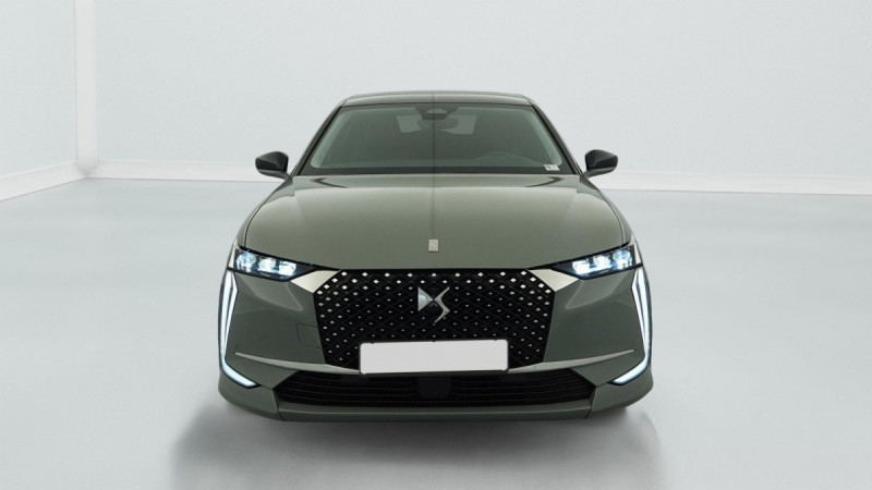 Photo 2 de l'offre de DS DS4 PureTech 130 EAT8 Rivoli à 24015€ chez Carlyss automobiles Vitré
