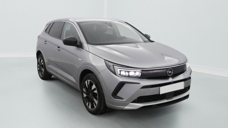 Photo 1 de l'offre de OPEL Grandland Grandland 1.5 Diesel 130 ch BVA8 Elegance Business à 24698€ chez Carlyss automobiles Vitré