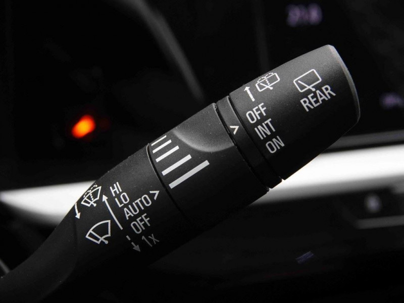 Photo 14 de l'offre de OPEL Grandland 1.2 T 130 GS Line à 23219€ chez Carlyss automobiles Vitré