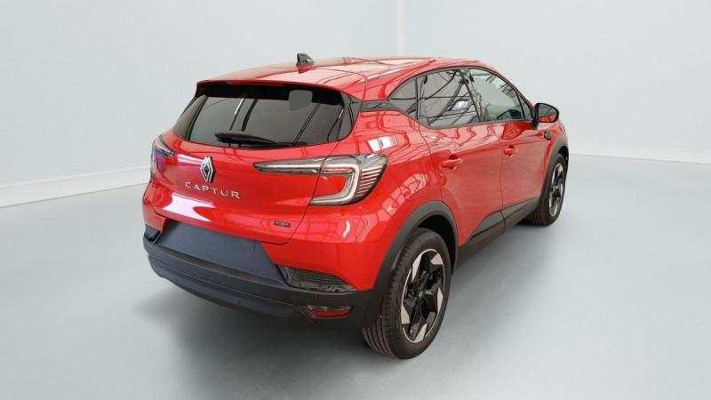 Photo 5 de l'offre de RENAULT CAPTUR Captur E-Tech full hybrid 160 ch Techno à 28998€ chez Carlyss automobiles Vitré