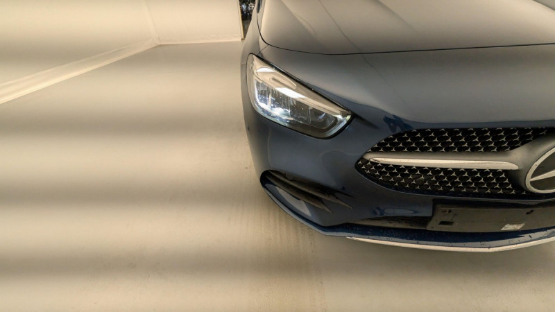 Photo 16 de l'offre de MERCEDES-BENZ CLASSE B 200 d 8G-DCT AMG Line à 29043€ chez Carlyss automobiles Vitré