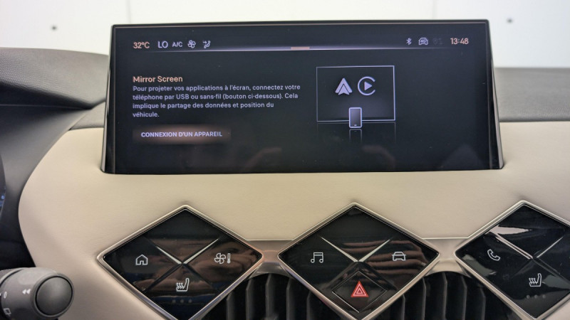 Photo 19 de l'offre de DS DS3 PureTech 130 EAT8 Esprit de Voyage à 20766€ chez Carlyss automobiles Vitré