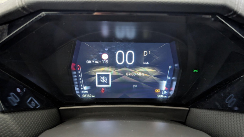 Photo 22 de l'offre de DS DS4 PureTech 130 EAT8 Rivoli à 22506€ chez Carlyss automobiles Vitré