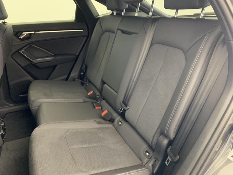 Photo 23 de l'offre de AUDI Q3 Sportback 35 TDI 150 ch S tronic 7 S line à 47998€ chez Carlyss automobiles Vitré