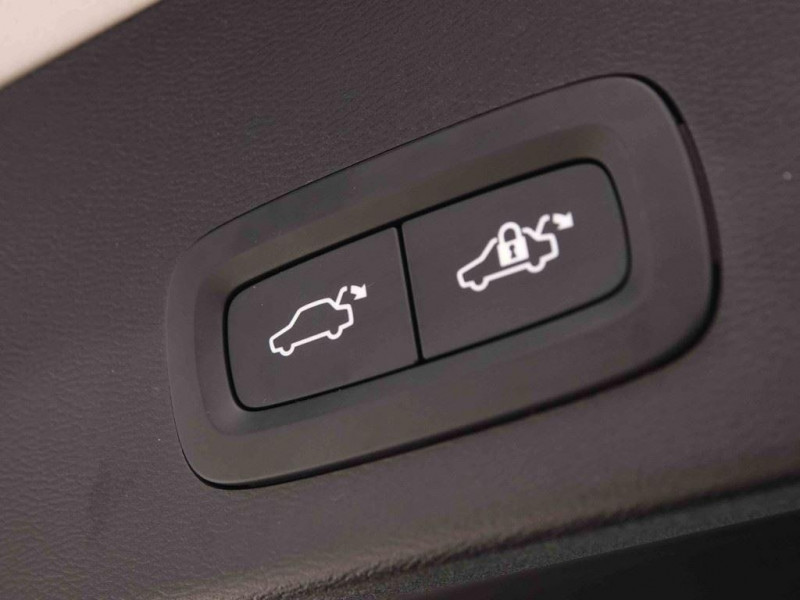 Photo 5 de l'offre de VOLVO XC40 1.5 T2 Geartronic Core à 32205€ chez Carlyss automobiles Vitré