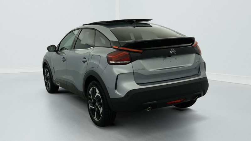 Photo 5 de l'offre de CITROEN C4 PureTech 130 S&S BVM6 Shine à 17552€ chez Carlyss automobiles Vitré