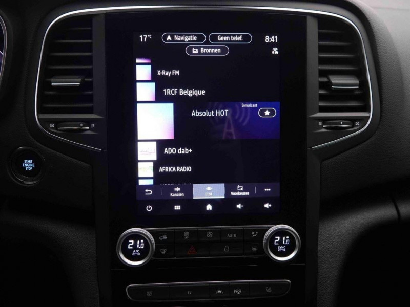 Photo 11 de l'offre de RENAULT Mégane 1.6 E-Tech 160 PHEV DCT RS-Line à 28565€ chez Carlyss automobiles Vitré