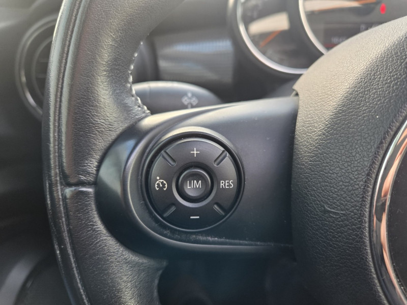 Photo 16 de l'offre de Mini Mini (4) Cooper Pack Chili 136 ch à 13990€ chez Carlyss automobiles Vitré