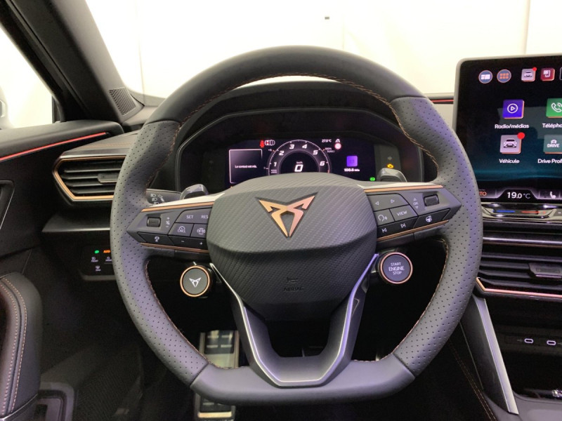 Photo 14 de l'offre de Cupra FORMENTOR NOUVEAU 1.5 ETSI HYBRID 150 CH DSG7 V à 32998€ chez Carlyss automobiles Vitré