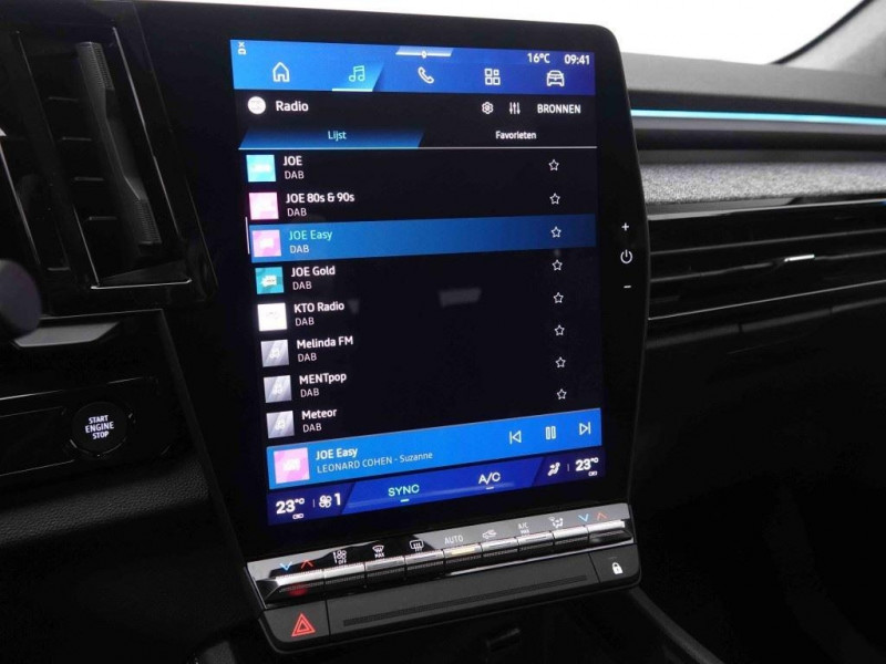 Photo 14 de l'offre de RENAULT Espace E-TECH 200 Full Hybrid 7PL Techno à 39898€ chez Carlyss automobiles Vitré