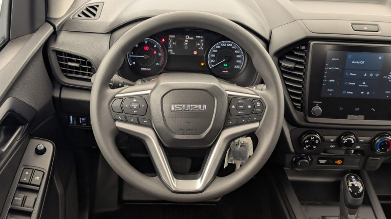 Photo 13 de l'offre de ISUZU D-MAX 1.9 4X4 CREW CAB N60 B AT 4 places à 43197€ chez Carlyss automobiles Vitré