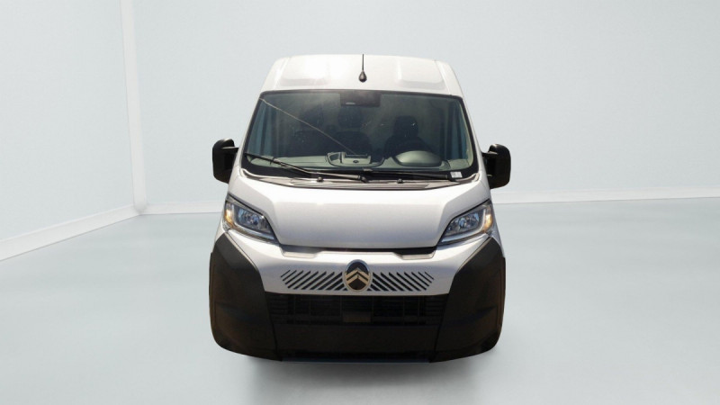 Photo 2 de l'offre de CITROEN Jumper Fourgon TOLE 35 L2H2 180 S&S BVA8 à 31437€ chez Carlyss automobiles Vitré