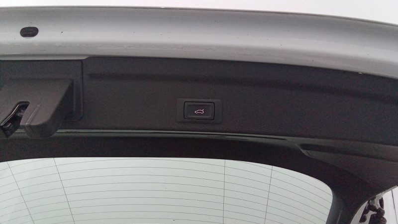 Photo 15 de l'offre de AUDI Q3 Sportback Q3 Sportback 35 TDI 150 ch S tronic 7 S line à 39598€ chez Carlyss automobiles Vitré