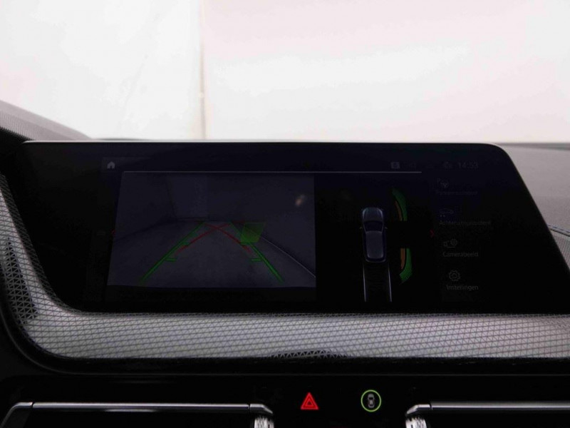 Photo 4 de l'offre de Bmw 1 118iA M Sport à 36998€ chez Carlyss automobiles Vitré