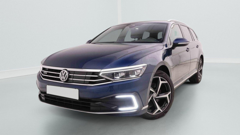 Volkswagen Passat Variant 1.4 GTE 218 PHEV Elegance Hybride Bleu Occasion à vendre