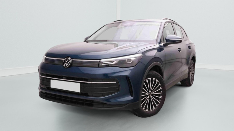 Photo 1 de l'offre de VOLKSWAGEN Tiguan 1.5e TSi DSG Life à 39098€ chez Carlyss automobiles Vitré