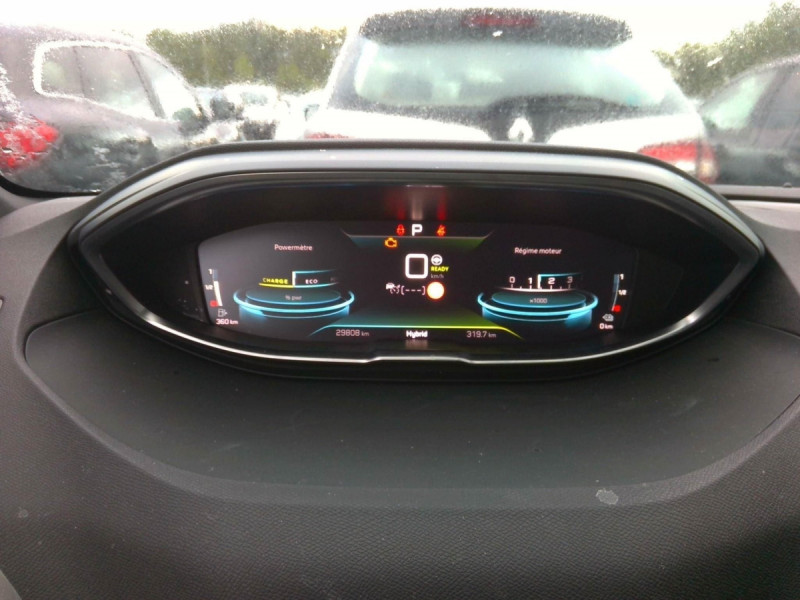 Photo 6 de l'offre de PEUGEOT 3008 Hybrid 225 e-EAT8 GT Pack à 23798€ chez Carlyss automobiles Vitré