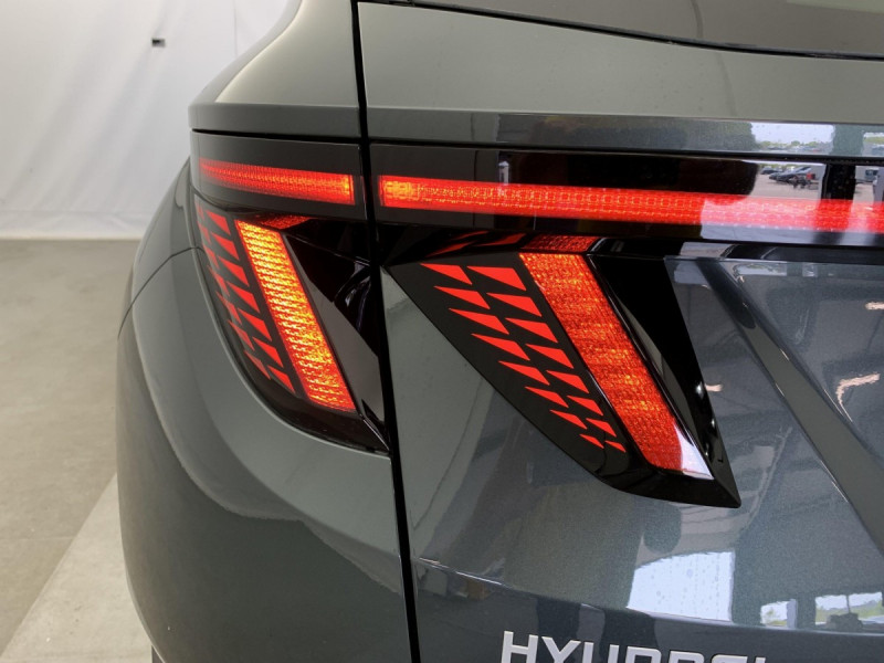 Photo 13 de l'offre de HYUNDAI Tucson 1.6 T-GDI 215 Hybrid BVA6 Creative à 32998€ chez Carlyss automobiles Vitré