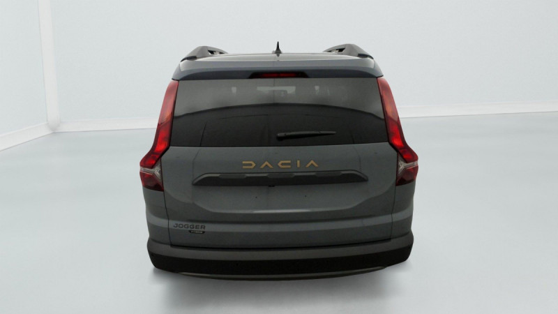 Photo 7 de l'offre de Dacia Jogger Hybrid 140 7 places GSR2 Extreme + à 25998€ chez Carlyss automobiles Vitré