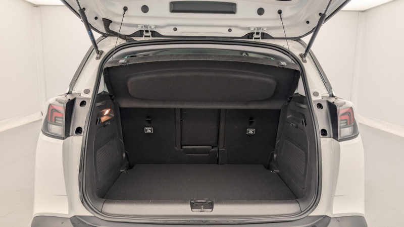 Photo 11 de l'offre de OPEL Crossland 1.2 Turbo 130 ch BVA6 GS Line à 14998€ chez Carlyss automobiles Vitré