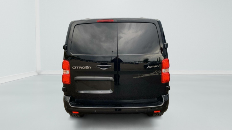 Photo 6 de l'offre de CITROEN Jumpy Fourgon M BLUEHDI 180 S&S EAT8 à 31257€ chez Carlyss automobiles Vitré