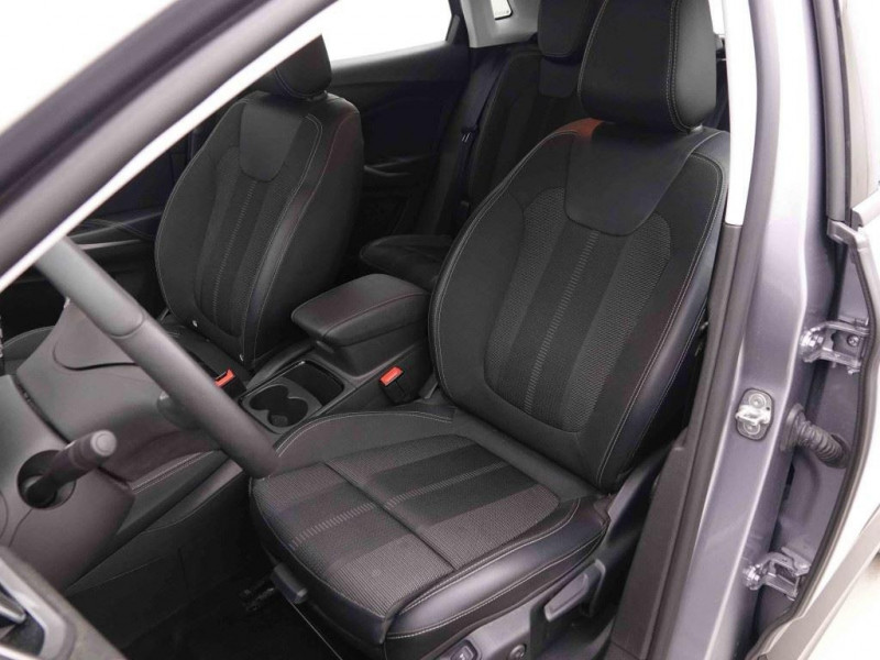 Photo 3 de l'offre de OPEL Grandland 1.2 T 130 GS Line à 23774€ chez Carlyss automobiles Vitré