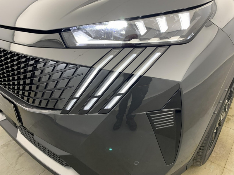 Photo 11 de l'offre de PEUGEOT 3008 Hybrid 145 e-DCS6 GT à 32568€ chez Carlyss automobiles Vitré