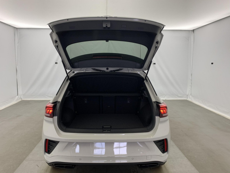Photo 11 de l'offre de VOLKSWAGEN T-roc 2.0 TDI 150 Start/Stop DSG7 R-Line Edition à 35998€ chez Carlyss automobiles Vitré