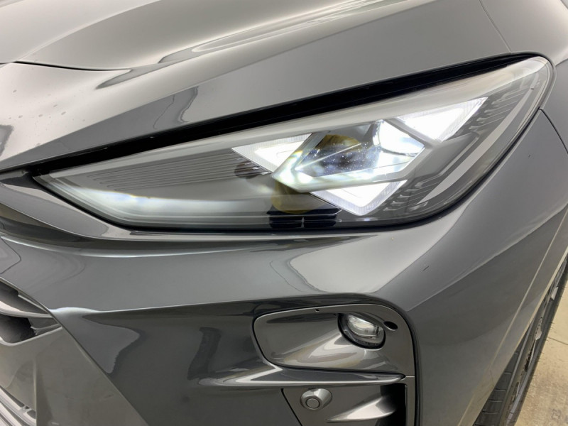 Photo 27 de l'offre de Cupra Terramar 1.5 eTSI Hybrid 150 ch DSG7 V à 36998€ chez Carlyss automobiles Vitré