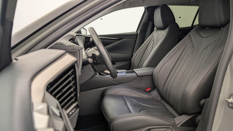 Photo 16 de l'offre de DS DS4 PureTech 130 EAT8 Rivoli à 23460€ chez Carlyss automobiles Vitré