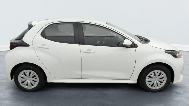 Photo 8 de l'offre de TOYOTA YARIS HYBRIDE 116h Dynamic à 20998€ chez Carlyss automobiles Vitré