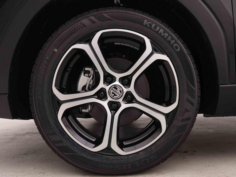 Photo 13 de l'offre de MG Motor ZS 1.5i 115 Comfort à 23534€ chez Carlyss automobiles Vitré