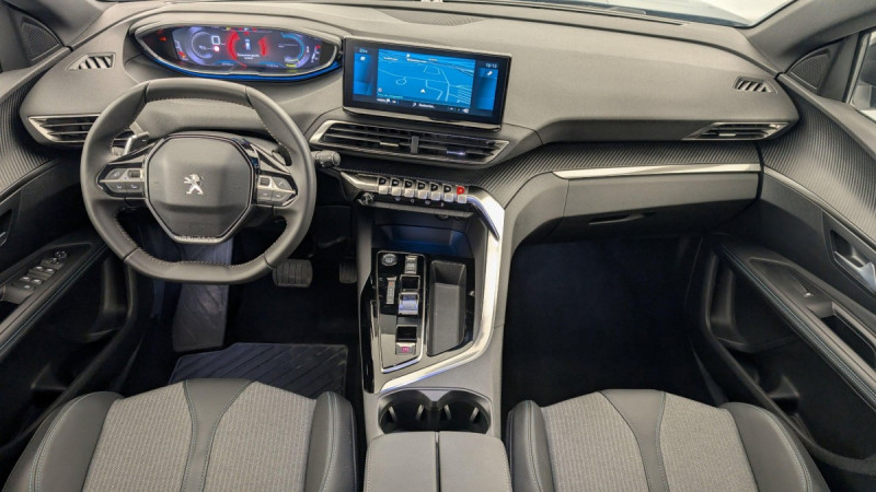 Photo 13 de l'offre de PEUGEOT 3008 Hybrid 136 e-DCS6 Allure Pack à 27562€ chez Carlyss automobiles Vitré