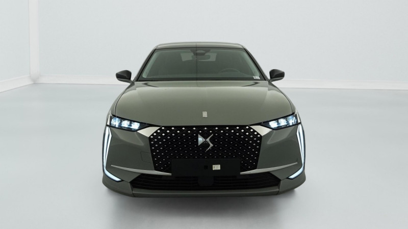 Photo 2 de l'offre de DS DS4 PureTech 130 EAT8 Rivoli à 22859€ chez Carlyss automobiles Vitré