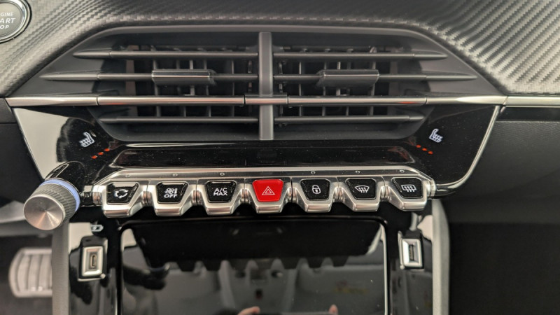 Photo 18 de l'offre de PEUGEOT 208 ELECTRIQUE 50 KWH 136CH ALLURE à 18123€ chez Carlyss automobiles Vitré