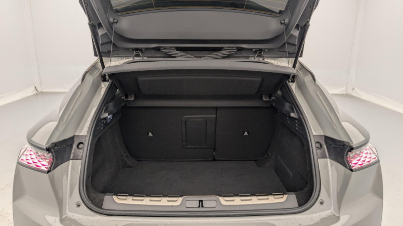 Photo 11 de l'offre de DS DS4 PureTech 130 EAT8 Performance Line+ à 22811€ chez Carlyss automobiles Vitré