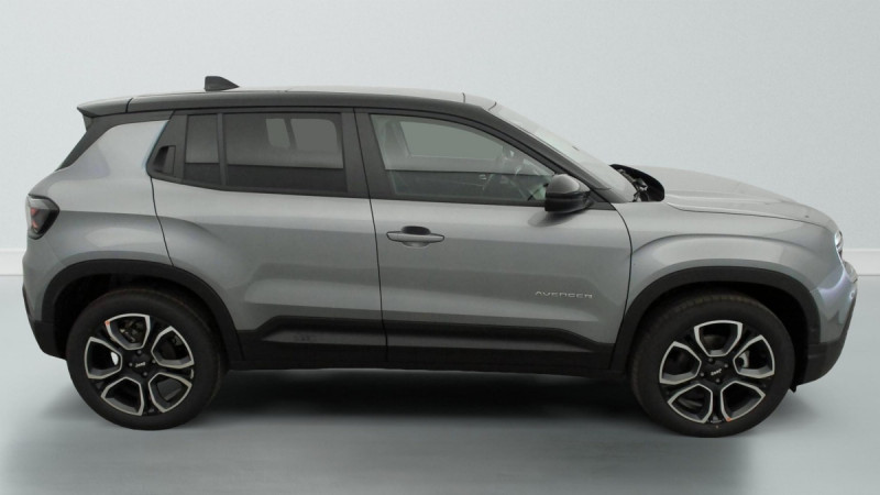 Photo 8 de l'offre de Jeep Avenger 1.2 Turbo T3 100 ch Summit à 23998€ chez Carlyss automobiles Vitré