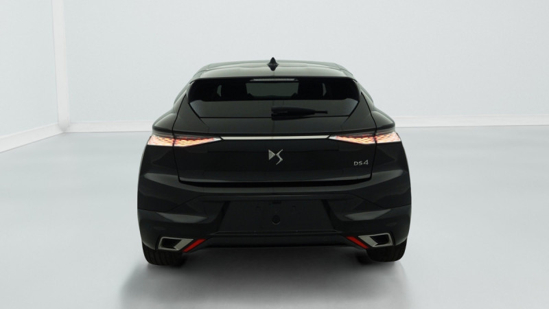 Photo 6 de l'offre de DS DS4 PureTech 130 EAT8 Rivoli à 23232€ chez Carlyss automobiles Vitré