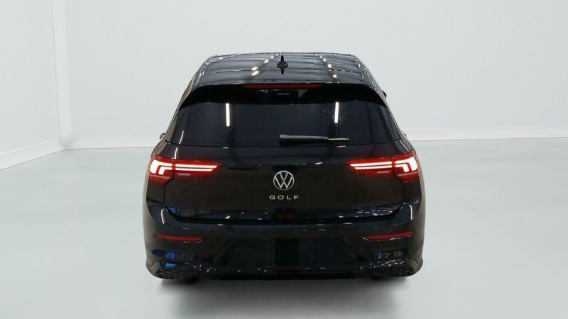 Photo 6 de l'offre de VOLKSWAGEN GOLF Golf 2.0 TDI 150 DSG7 R-Line à 37498€ chez Carlyss automobiles Vitré