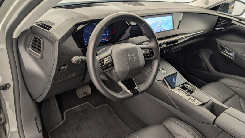 Photo 15 de l'offre de DS DS4 PureTech 130 EAT8 Rivoli à 22442€ chez Carlyss automobiles Vitré