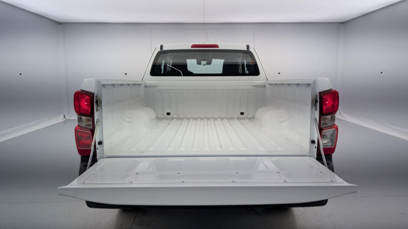 Photo 8 de l'offre de ISUZU D-MAX 1.9 4X4 SPACE CAB N60 B+ AT à 38686€ chez Carlyss automobiles Vitré