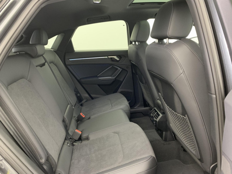 Photo 10 de l'offre de AUDI Q3 Sportback 35 TDI 150 ch S tronic 7 S line plus à 48998€ chez Carlyss automobiles Vitré