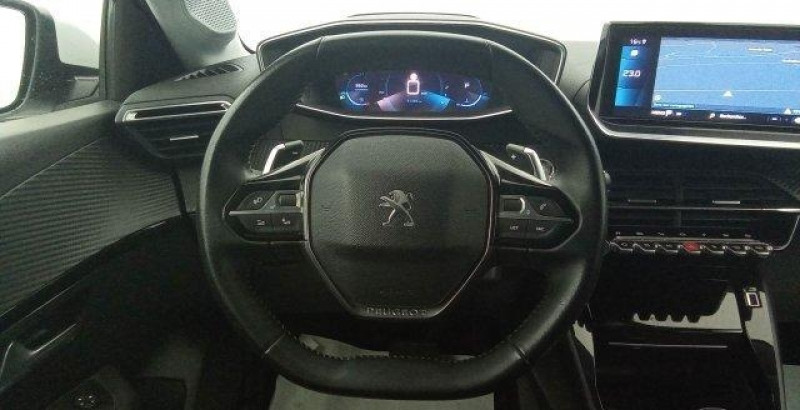 Photo 9 de l'offre de PEUGEOT 208 PureTech 100 S&S EAT8 Allure à 16598€ chez Carlyss automobiles Vitré