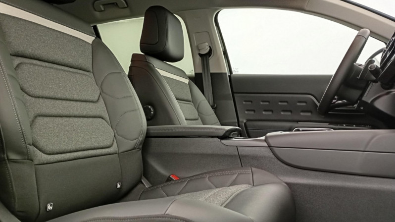 Photo 7 de l'offre de CITROEN C5 Aircross Hybride 136 e-DCS6 Plus à 23998€ chez Carlyss automobiles Vitré