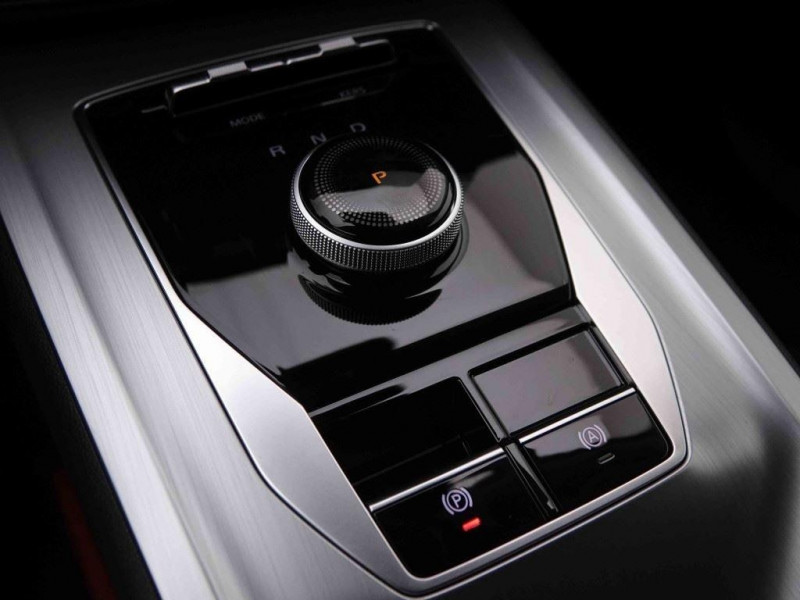 Photo 9 de l'offre de MG Motor MG5 Luxury 61 kWh à 26898€ chez Carlyss automobiles Vitré