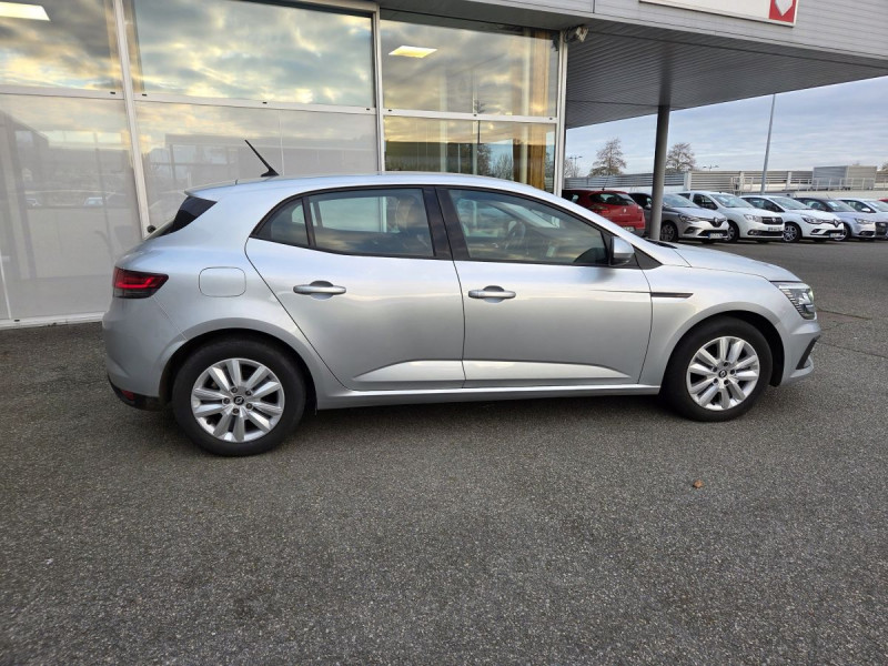 Photo 2 de l'offre de Renault Mégane Berline (4) Business TCe 115 FAP -21N à 16290€ chez Carlyss automobiles Vitré