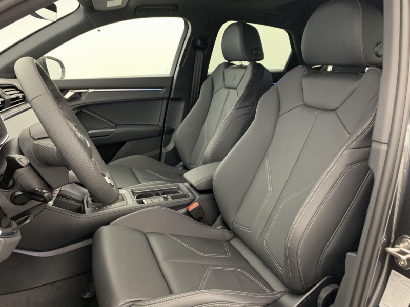 Photo 22 de l'offre de AUDI Q3 Sportback 35 TDI 150 ch S tronic 7 S line à 48598€ chez Carlyss automobiles Vitré