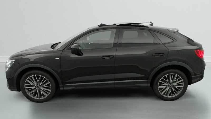 Photo 4 de l'offre de AUDI Q3 Sportback 35 TDI 150 ch S tronic 7 S line à 47498€ chez Carlyss automobiles Vitré