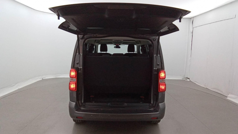 Photo 37 de l'offre de CITROEN Jumpy Combi Jumpy XS BlueHDi 120 S&S BVM6 Confort à 26898€ chez Carlyss automobiles Vitré